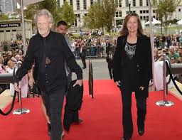 Kris Kristofferson's Wife Lisa Meyers & Kids: 5 Fast Facts
