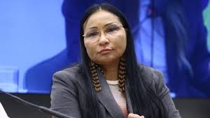 TSE mantém cassação de ex-deputada por uso de verba em harmonização