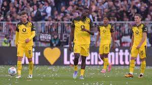 1. Runde der Bundesliga - Dortmund verspielt Sieg auf St. Pauli &ndash; Leverkusen mit Niederlage