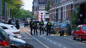 Jongen (17) gewond bij steekpartij in Rotterdam: politie op zoek naar verdachte
