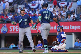 Mariners' Early Season Struggles: Patience or Panic?