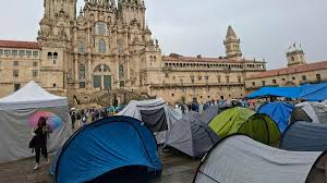 La Xunta suspende la actividad exterior en centros educativos de A Coruña y Lugo debido a la alerta naranja por lluvias