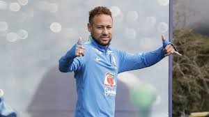 E o Neymar? Ancelotti atualiza condição de atacante e dá previsão para contar com astro da Seleção na Copa