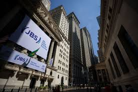 JBS devolve comando à família Batista e nomeia herdeiro como CEO