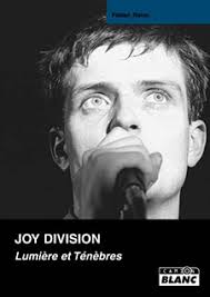 La maison d&#39;édition a été fondée il y a une vingtaine d&#39;années par Fabrice Revolon et Sébastien Raizer, afin de publier un livre sur Joy Division écrit par ... - camionblanc-joydivision2