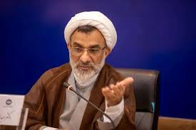 دبیر شورای عالی انقلاب فرهنگی: با رأی اعضای کمیته منتخب تأیید رؤسای دانشگاه‌ها، «محمدحسین...