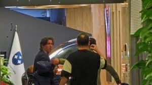 ریکاردو ساپینتو با ناراحتی وارد فرودگاه امام(ره) شد و تهران را به مقصد دبی ترک کرد