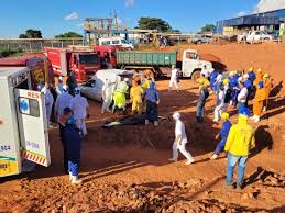 Corpos de trabalhadores soterrados em obra de frigorífico são liberados para sepultamento no Piauí