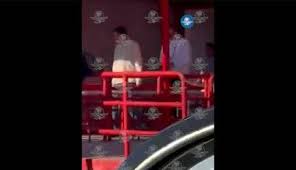 SHORT: Fernández Noroñaa se da una escapada y visita entrenamiento de la Selección de Irán