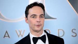 Protagonista de 'The Big Bang Theory' revela que foi 'miserável' durante a série e descarta retorno