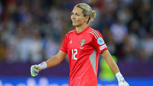 Euro Feminino: Goleira brilha nos pênaltis, mas falha crucial! - Imagen principal del artículo