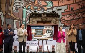 Develan billete conmemorativo de la Lotería por el Día del Maestro