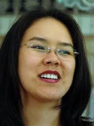 For more than 15 years, Carol Wan has been working with students on meeting their education goals. Born and raised in the Boston area, Ms. Wan is a graduate ... - Carols-Head-Shot