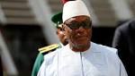 Mali police fire teargas break