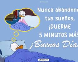 Imagen de GIF Día de la Mujer con alegría y humor