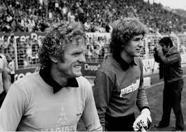 Borussia Dortmund vs FC Bayern: 10 (unbekannte) Duelle zwischen Bayern und Dortmund