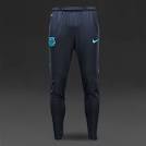 Acheter Fc Barcelone pas cher ou daposoccasion sur PriceMinister