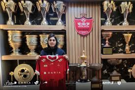 بمب زمستانی در باشگاه پرسپولیس منفجر شد/ دو ستاره تیم ملی قرمزپوش شدند