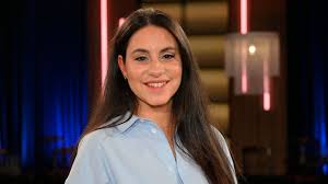 trending image