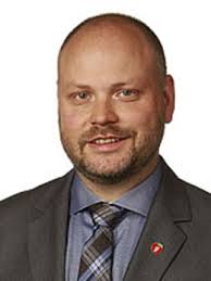 Kristian Nordheim (FrP) ledet delegasjonen fra Stortinget. - KRN