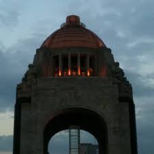 Resultado de imagen para monumento a la revolución