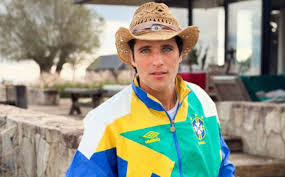 Bruno Gagliasso expõe fast food fechado 10 minutos antes do horário, é criticado e se arrepende: 'Fui imaturo'