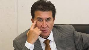 Héctor Yunes protagoniza momento tenso en entrevista; video circula en redes