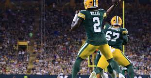 Malik Willis Impresses as Jordan Love Recovers from Thumb Surgery