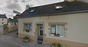 Bretagne. Un jeune maire tout juste élu placé en garde à vue pour viols sur mineurs