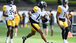 Rico Dowdle Week2伤停最新口径 Fantasy先发该撤还是赌 他到底还能打吗