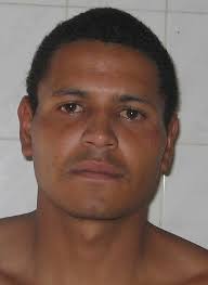 O ex-detento Ezequiel França de Camargo (27), conhecido pelo apelido de Kabongui se apresentou por volta de 17h30, ... - ezequiel-franc3a7a-de-camargo-cabongui