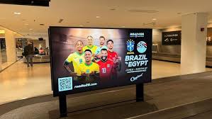 Cartaz de Brasil x Egito comete gafe e coloca atacante fora da Copa entre destaques da Seleção
