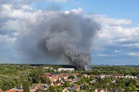 Tomorrowland 2025: Incendie Spectaculaire! Le Festival Sera-t-il Annulé?