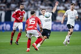 Bidon e Garro não são Jadson e Renato. Não dá para jogar juntos!