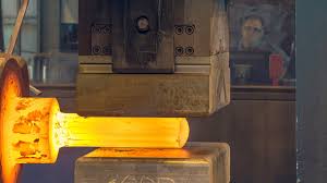 英和画像辞典：(forging)の関連画像一覧！