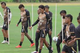 Deportes Tolima tomará riesgos para cumplir en la Liga BetPlay, pese a que se juega la ‘vida’ en Copa Libertadores: la decisión que causó revuelo