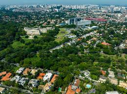 Mansão com 130 cômodos no Brasil é maior que a Casa Branca e está entre as maiores residências do mundo
