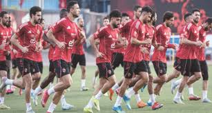 طوارئ فى الأهلى قبل مواجهة بيراميدز بالدورى غلق مفاوضات تجديد وتمديد عقود اللاعبين.. والإدارة تدافع عن عاشور