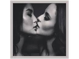 Cousins kiss for gender equality. Uploaded on 12:13PM Jun 28. Tags: Georgina Wilson , Isabelle Daza. This photo of kissing cousins Isabelle Daza and ... - 640_2013_06_28_12_13_57