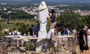 Investigan profanación y daños a santuario de la Virgen María en Bosnia