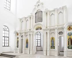 Зображення: Кам'яні іконостаси для храмів