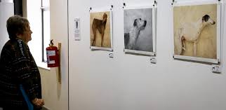 “Going to the Dogs” Explores Greyhound Racing