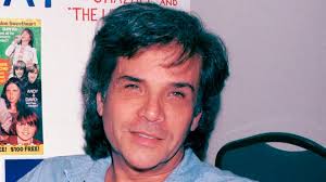 Michael Gray, 'Shazam!' star and '70s teen idol, dies at 75