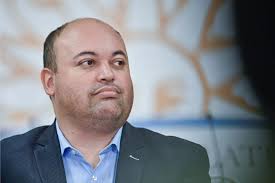 Senador Nicol&aacute;s Viera en el Parlamento uruguayo - Caso de discriminaci&oacute;n por homofobia