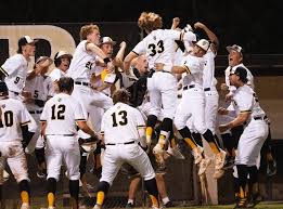 Tomas Martin Etcheverry: El desafío en el suelo de tierra batida en el Abierto Argentino