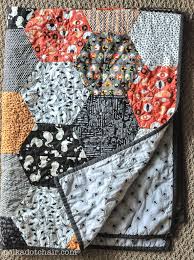 Résultat de recherche d'images pour "quilts with big dots"