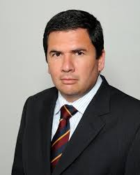 Juan Barragán, Director de Motorola Solutions México. “Motorola ha sido el principal responsable de revolucionar las comunicaciones de voz y datos digitales ... - juan_barragan_motorola_solutions