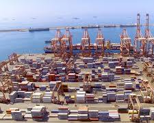 ميناء صلالة في عمان