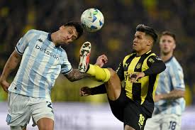 Racing, Vélez y Huracán: Noche Decisiva en Libertadores y Sudamericana