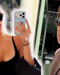 Jutta’s Glasses Miss Father’s Approval: ‘A Bit Over the Top’